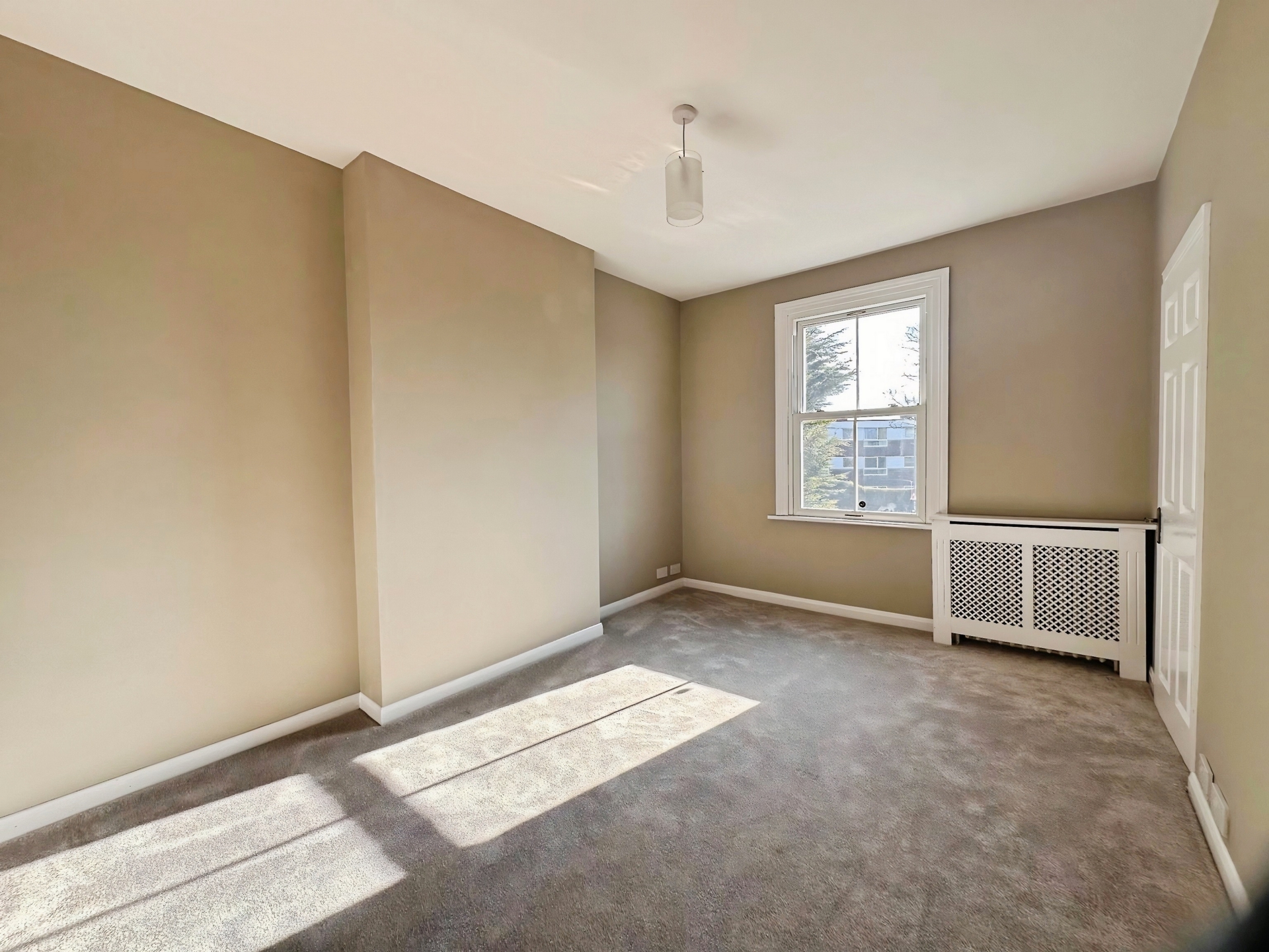 Chester Road North, Kidderminster, DY10