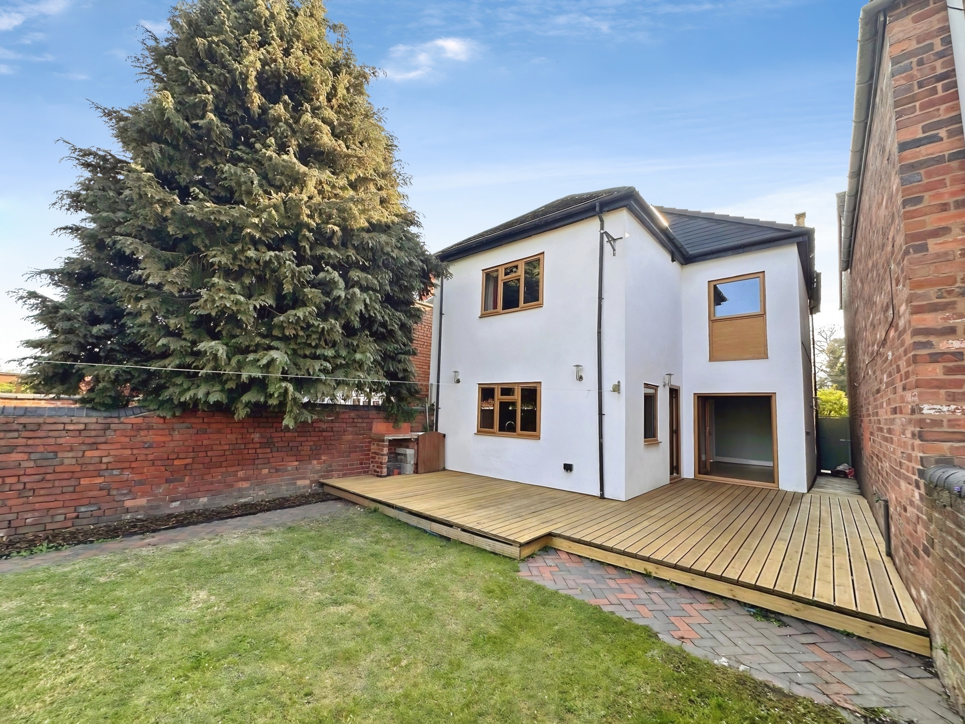 Chester Road North, Kidderminster, DY10