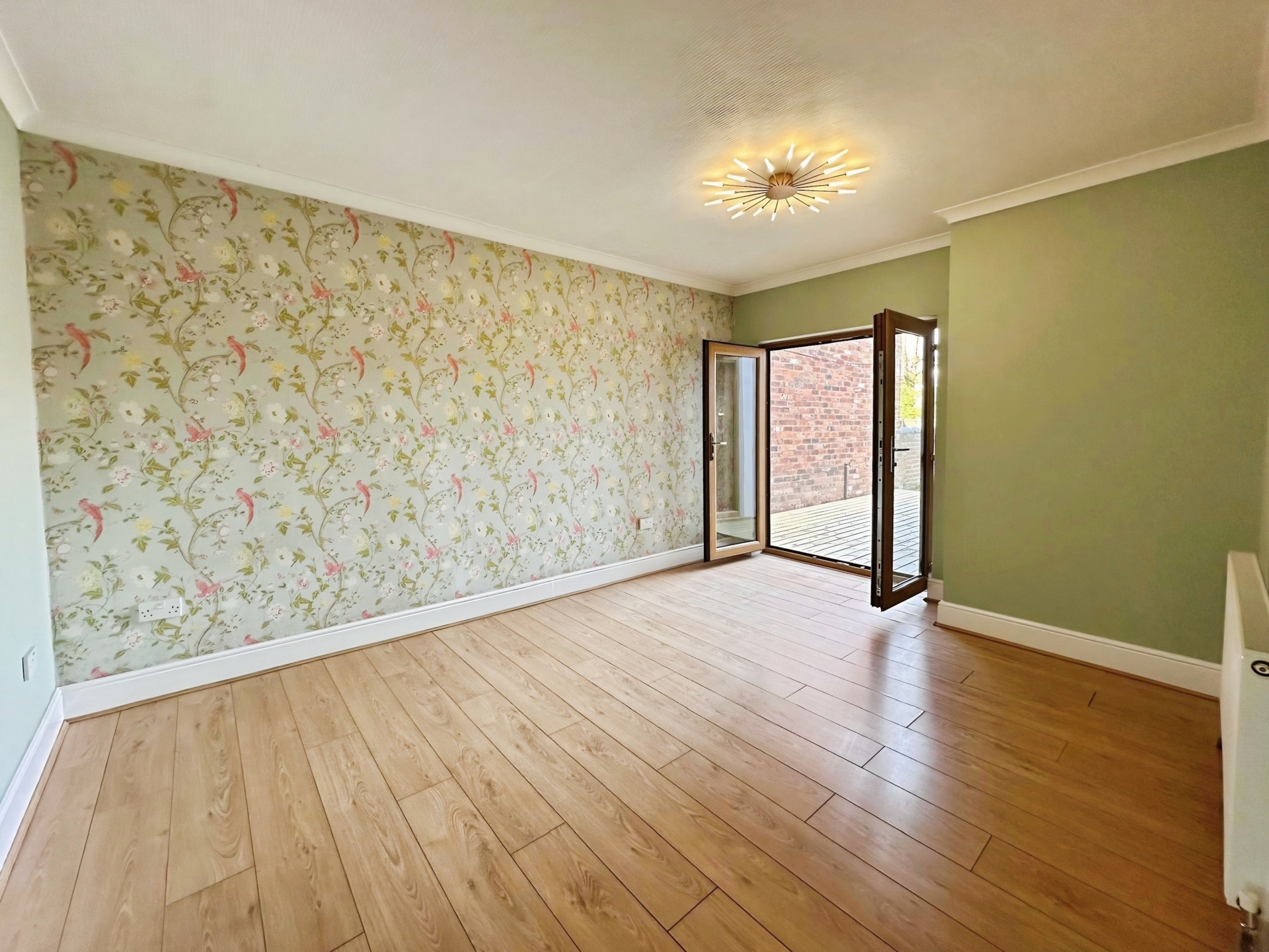 Chester Road North, Kidderminster, DY10