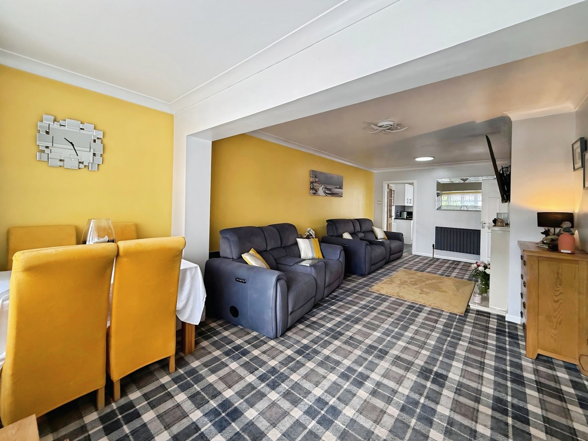 Ferndale Crescent, Kidderminster, DY11