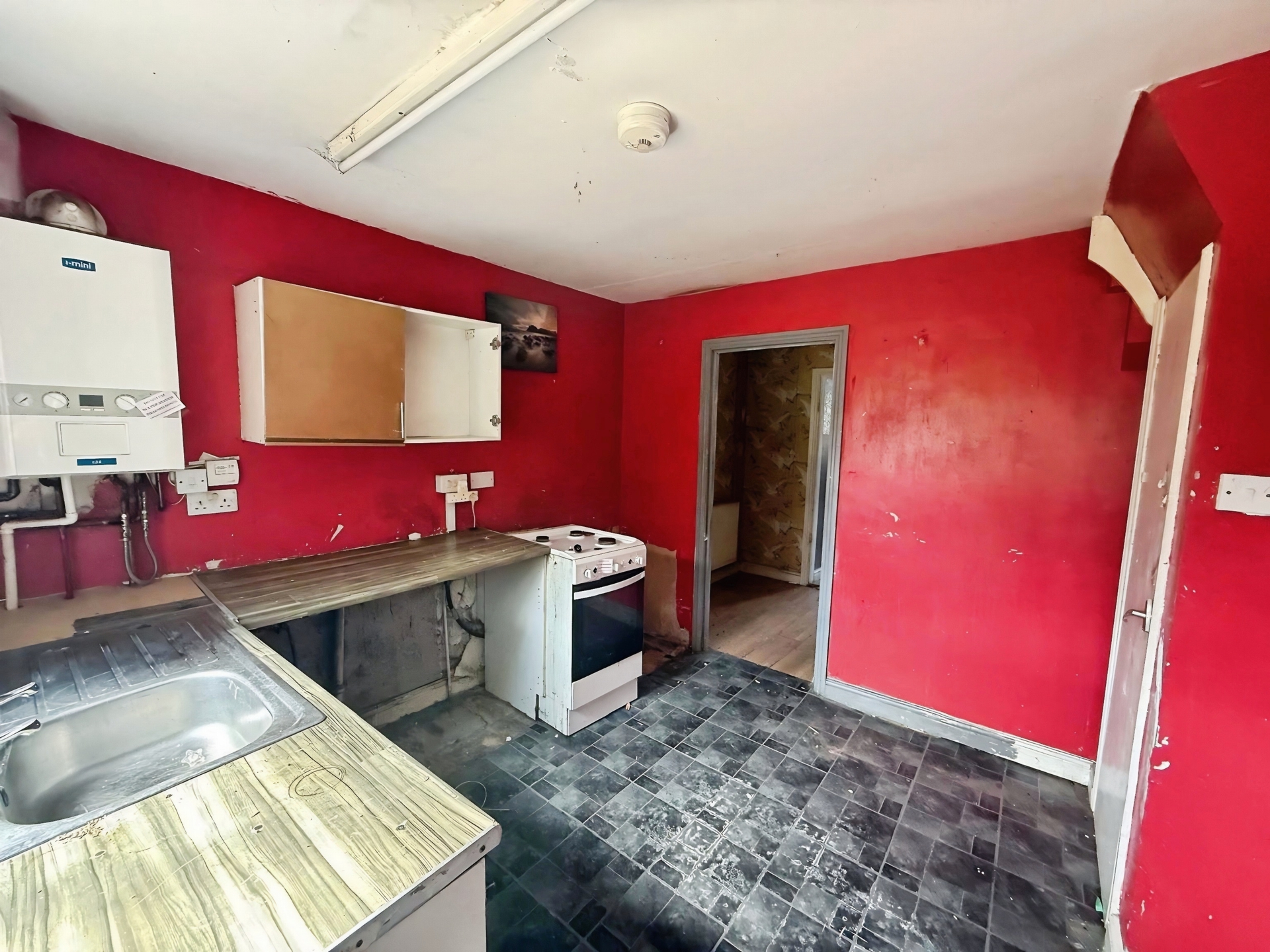 Hurcott Road, Kidderminster, DY10
