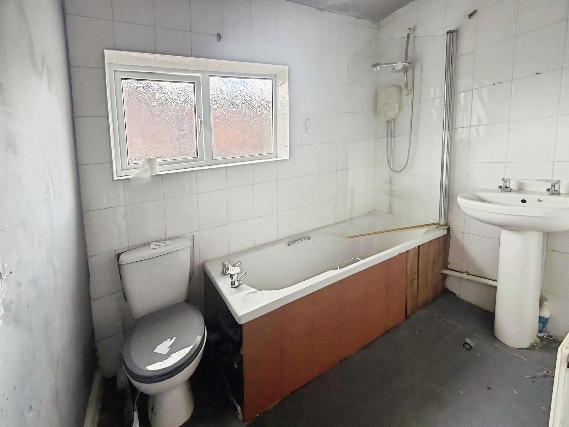 Hurcott Road, Kidderminster, DY10