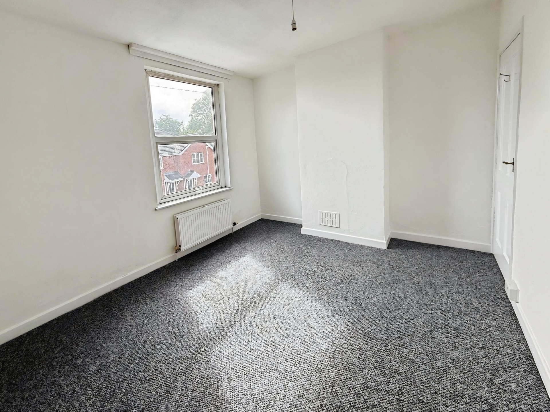 Poplar Road, Kidderminster, DY11