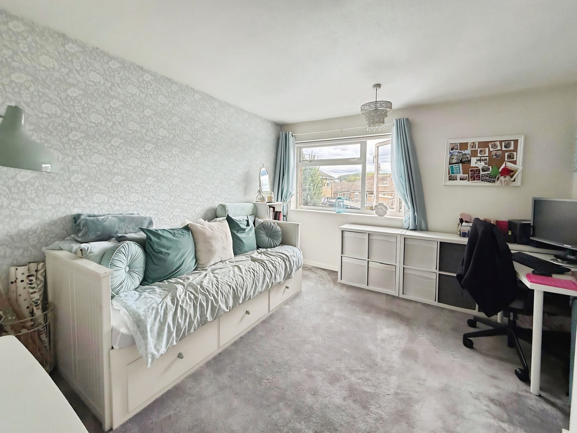 Longfellow Green, Kidderminster, DY10