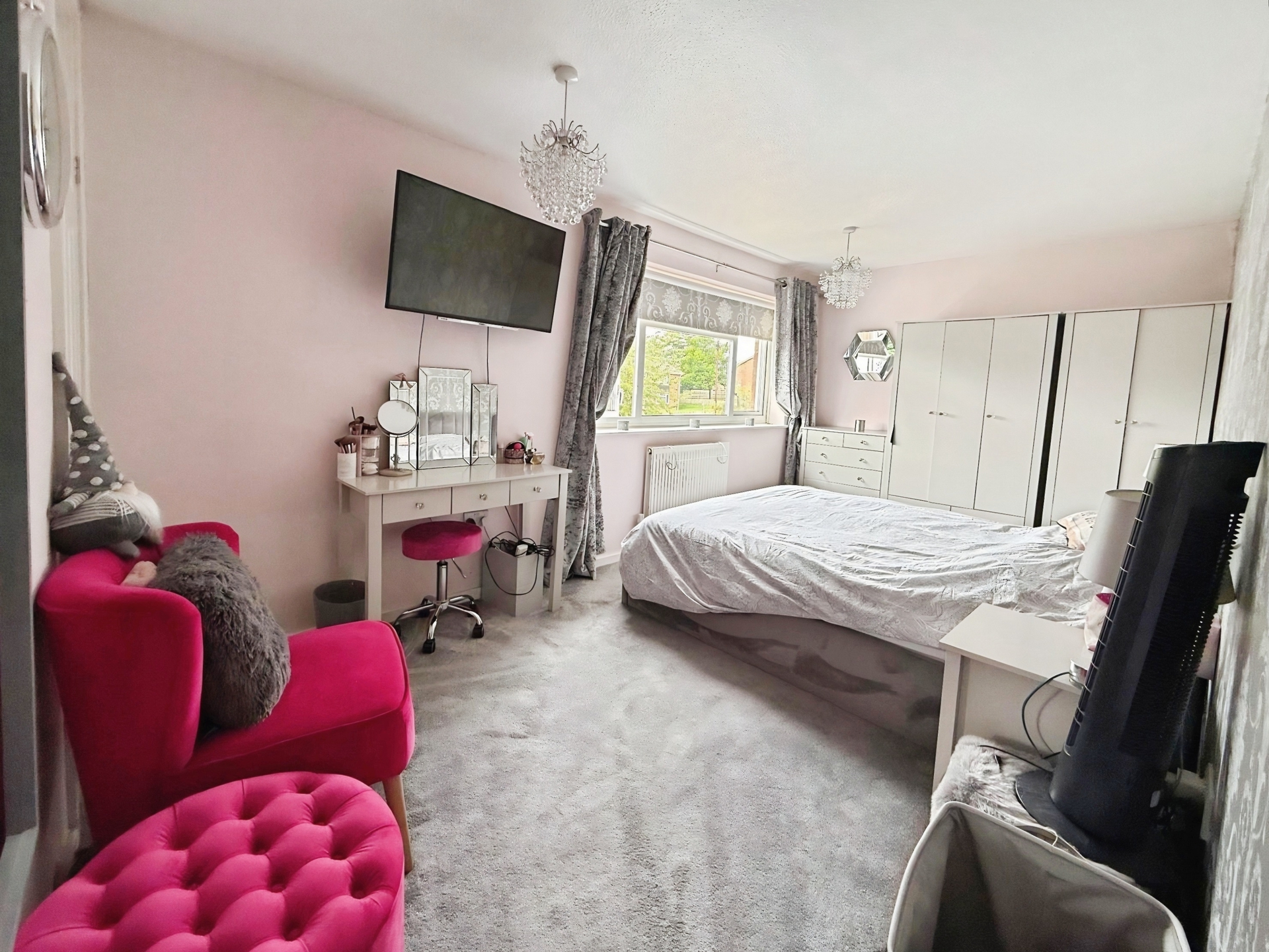 Longfellow Green, Kidderminster, DY10