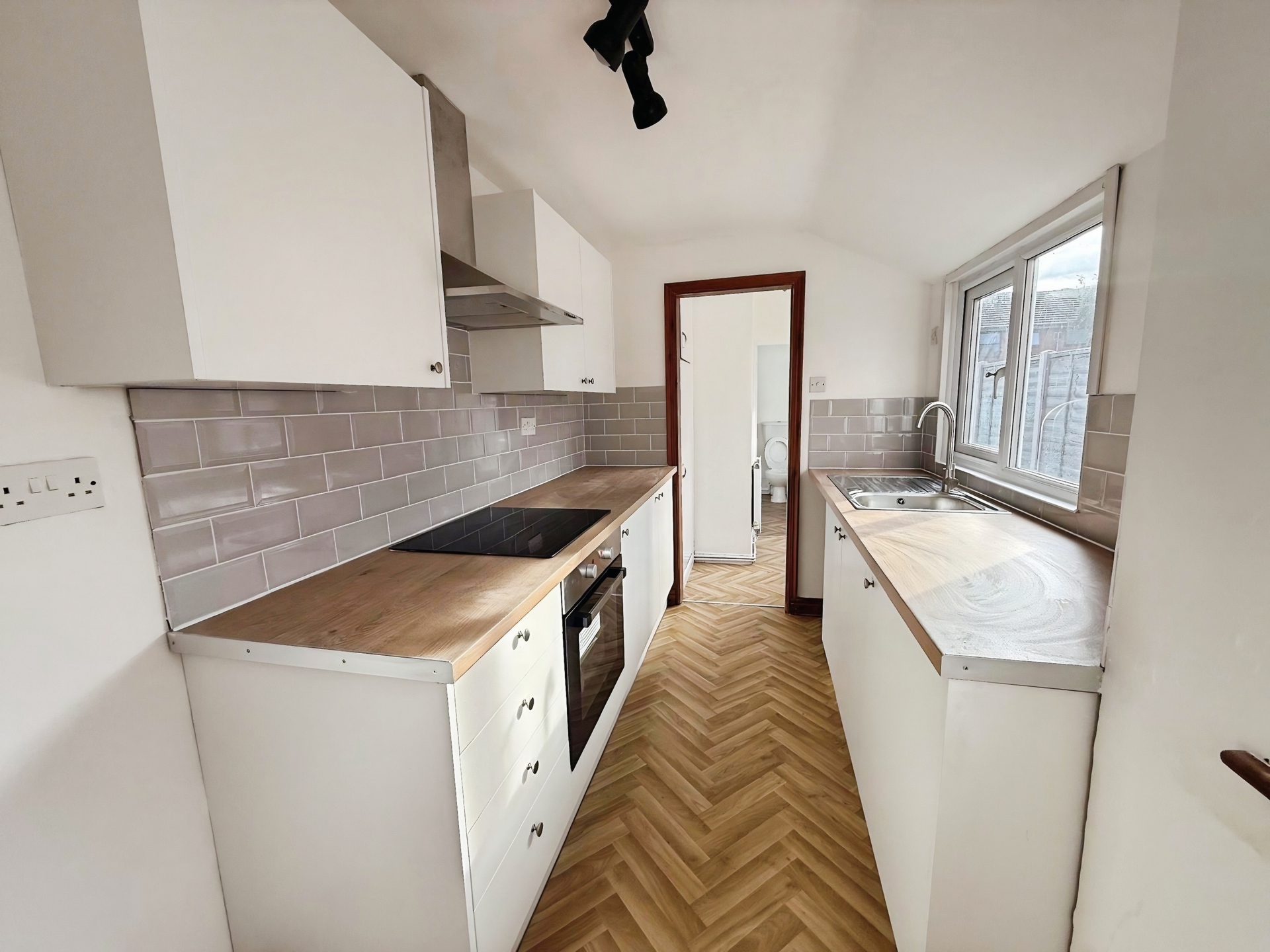 Northumberland Ave, Kidderminster, DY11