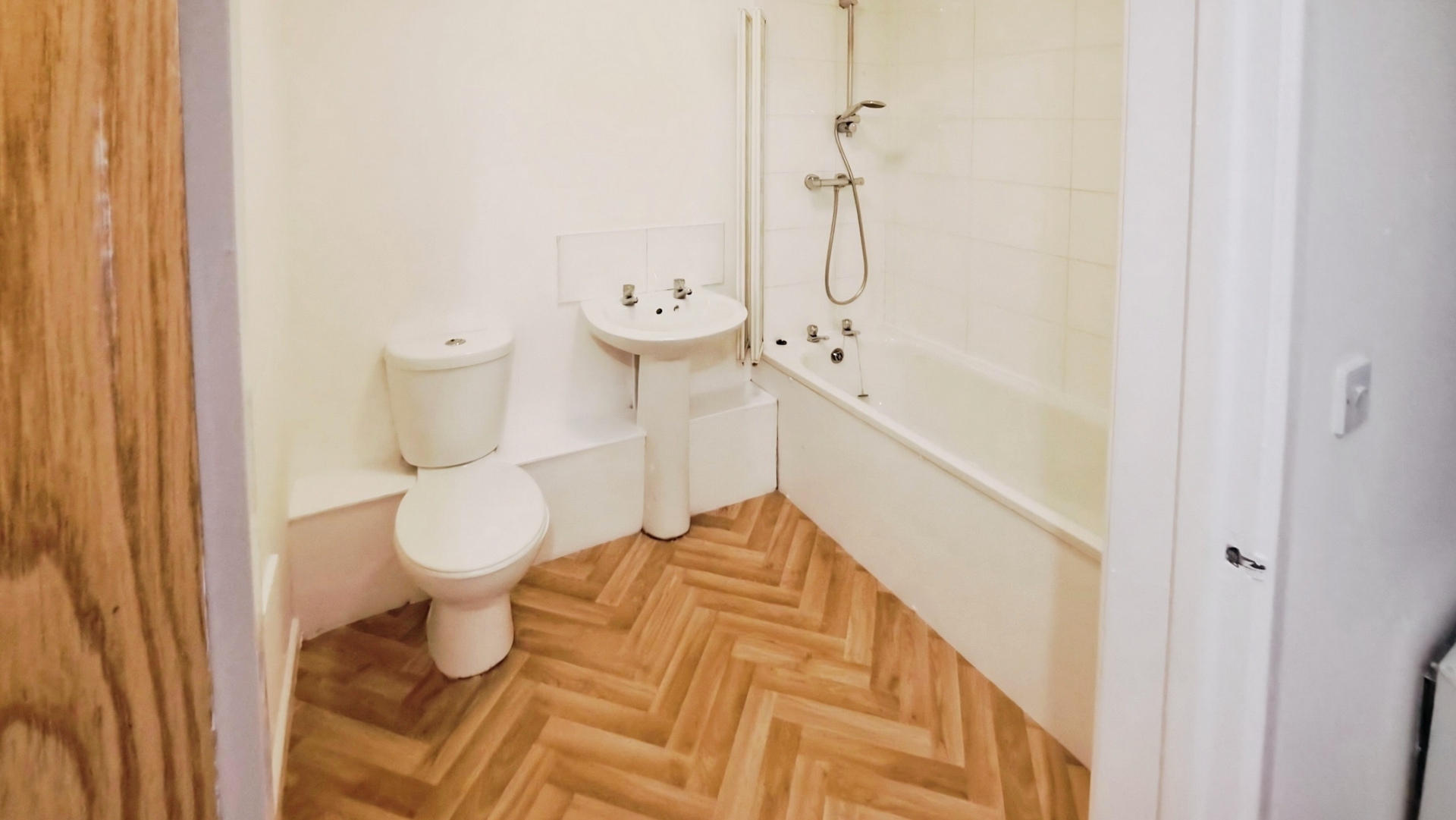 Tamebrook Way, Tipton, DY4